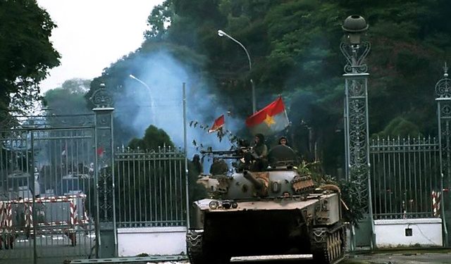 north vietnamese tank saigon