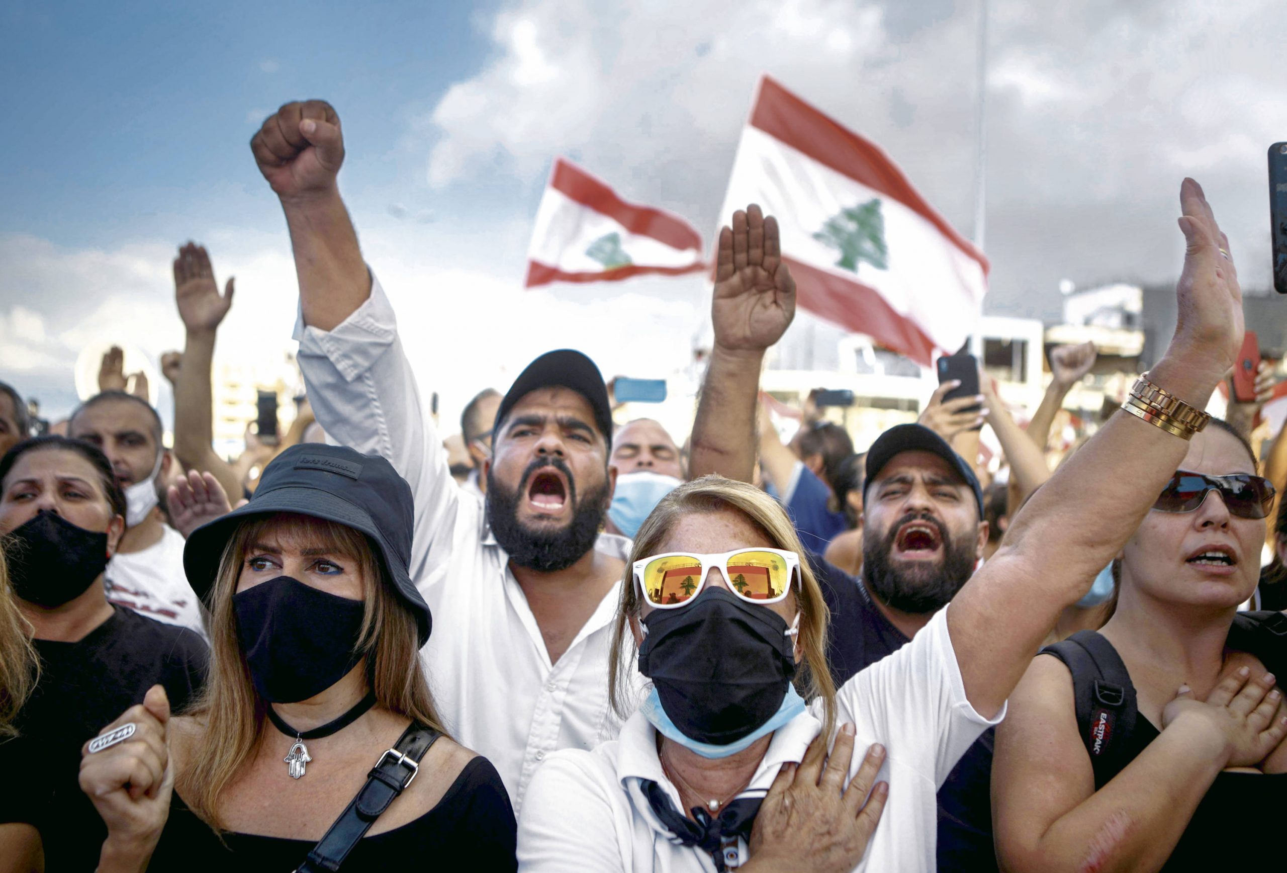 LEBANON: POPULAR REVOLT BROUGHT DOWN THE GOVERNMENT
