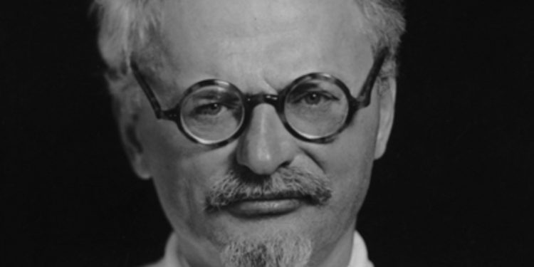 Leon-Trotsky