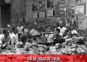 f2b2ffc4bddd06081bbd95cb706dea43 XL