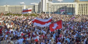 estiman-mil-personas-manifestaciones-lukashenko 0 11 1024 637