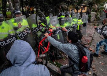 bogota-disturbios-enfrentamientos-protesta-contra-violencia-policial-1599718546598