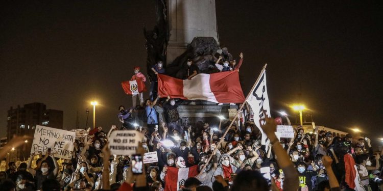 lima-marcha-merino-3-1605234395827