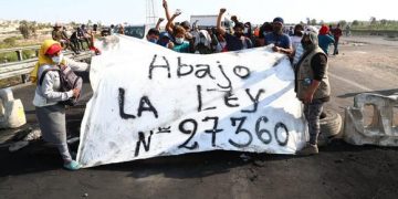 RDKOF2YCDZDAXLUQUN64OU47HM