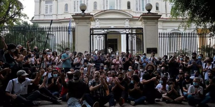 cubaartistasprotesta