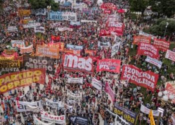 Argentina: Marchamos a 45 años del golpe genocida