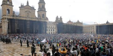 Colombia: el paro nacional y la poderosa movilización popular logró un primer gran triunfo