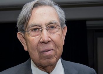 Cuauhtémoc Cárdenas, ex candidato presidencial de México, se suma a la campaña por Giordano