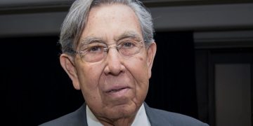 Cuauhtémoc Cárdenas, ex candidato presidencial de México, se suma a la campaña por Giordano