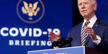 Biden propone liberar las patentes por la presión mundial y la crisis social de Estados Unidos