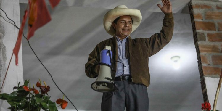 Elecciones en Perú: está ganando Pedro Castillo