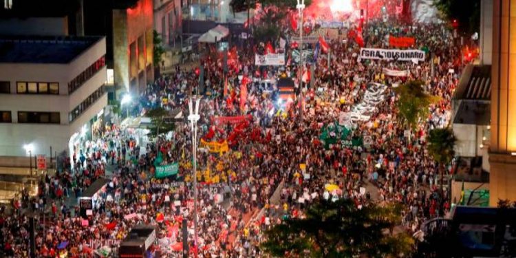 Brasil: Movilización masiva nacional “¡Fora Bolsonaro!”