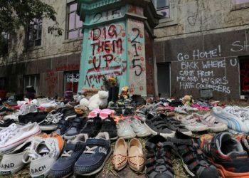 Canadá: Siguen los hallazgos de cuerpos de niños y niñas indígenas