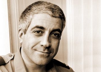 Otelo Saraiva de Carvalho. 25 de abril siempre!