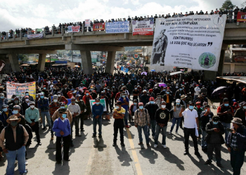 Guatemala: masivas protestas exigen la renuncia del presidente