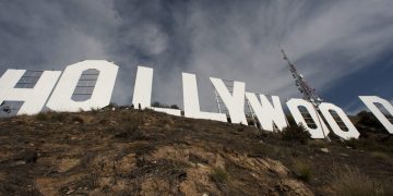 HOLLYWOOD WORKERS THREATEN STRIKE THAT COULD CRIPPLE ENTERTAINMENT INDUSTRY