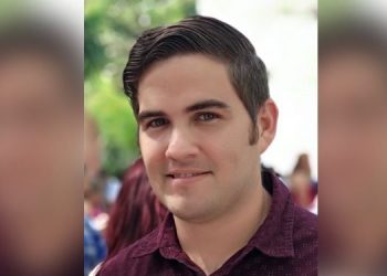 Cuba: Campaña por restitución de profesor expulsado de universidad