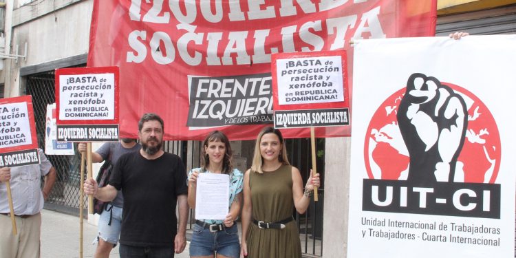 (vídeo) Argentina: Acción en la embajada de República Dominicana contra el racismo y la xenofobia