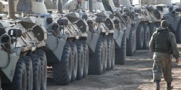 Fuera las manos de Rusia, los EE.UU. y la OTAN de Ucrania