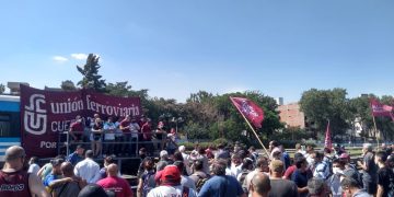 (video) Argentina: Contundente huelga ferroviaria