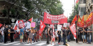 (vídeo) Argentina: Acto en repudio a la invasión de Putin a Ucrania