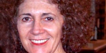 ¡Compañera Silvia Santos “Pestaña” hasta el socialismo siempre!