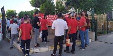 TURKEY: TERMOKAR WORKERS ON ACTION FOR THEIR RIGHT TO UNIONISE!