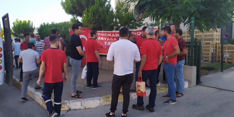 TURKEY: TERMOKAR WORKERS ON ACTION FOR THEIR RIGHT TO UNIONISE!