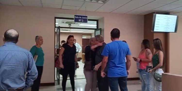 Costa Rica: Absolvieron a Orlando Barrantes