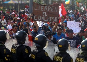 (vídeo) La situación en Perú: Entrevista a Miguel Sorans