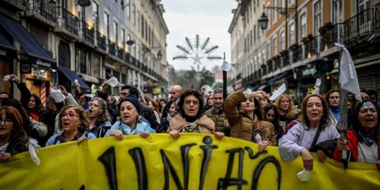 Portugal: Todo el apoyo a la lucha de las y los trabajadores de la educación