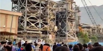 Irán: Los trabajadores del petróleo se unen a las protestas