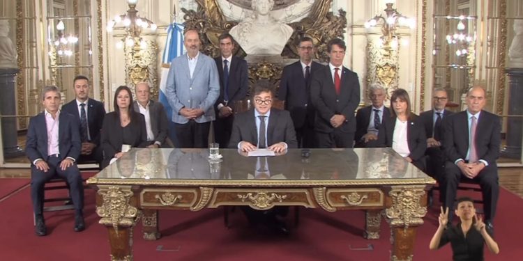 Argentina: Que la CGT y las CTA llamen al paro general. ¡Abajo el decretazo de Milei!