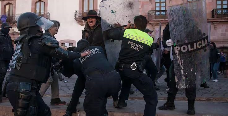 Solidaridad con las compañeras reprimidas en México el Día Internacional de la Mujer