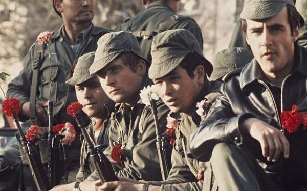 Portugal: A 50 años de la “revolución de los claveles”