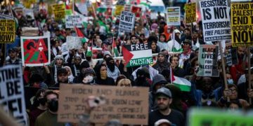 ¡Ruptura de relaciones con Israel! ¡Basta de genocidio en Gaza! ¡Viva la heroica resistencia palestina!