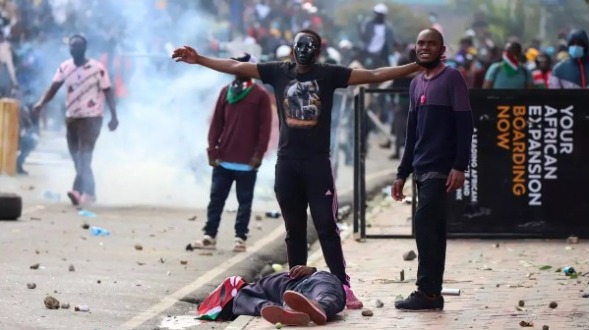 Kenya: Social outcry against austerity to pay the IMF