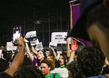 Brasil: ¡Movilización de mujeres contra el proyecto de ley de embarazo infantil