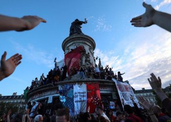Elecciones en Francia: Contundente derrota de la ultraderecha de Marine Le Pen