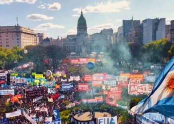 Argentina: Luego de la multitudinaria movilización, hay que seguir la pelea