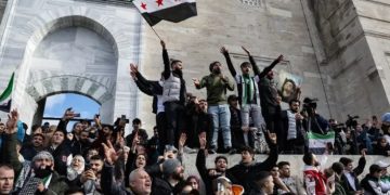 Beşar Esad devrildi: 54 yıllık diktatörlük sona erdi!