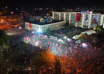 Turquía: ¡Hagamos crecer la lucha para defender los derechos democráticos!