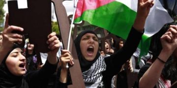 8M: To the streets in defense of our rights won in struggles