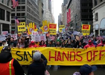 (Vídeos) Masivas movilizaciones en Estados Unidos contra el ultraderechista Trump