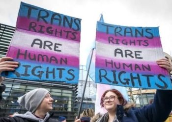 Las mujeres trans son mujeres. Contra su transfobia, ¡organización y lucha!