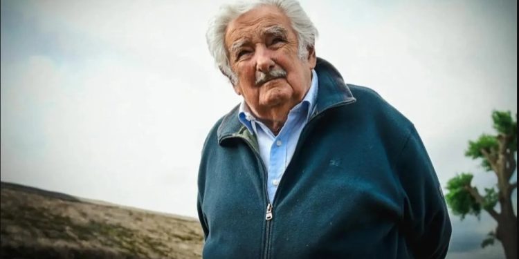 Miles lo despidieron: Reflexiones sobre José “Pepe” Mujica