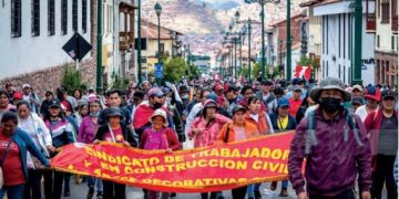 Perú: ¿Por qué no cayó  Dina Boluarte?