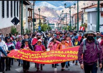 Perú: ¿Por qué no cayó  Dina Boluarte?