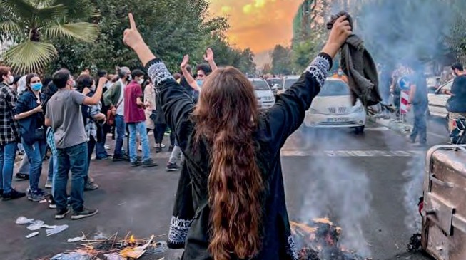 La revolución de las mujeres y los pueblos de Irán