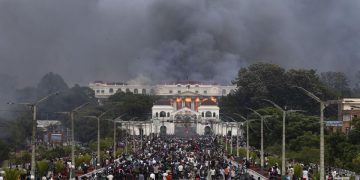 Estalla la ira popular en Nepal